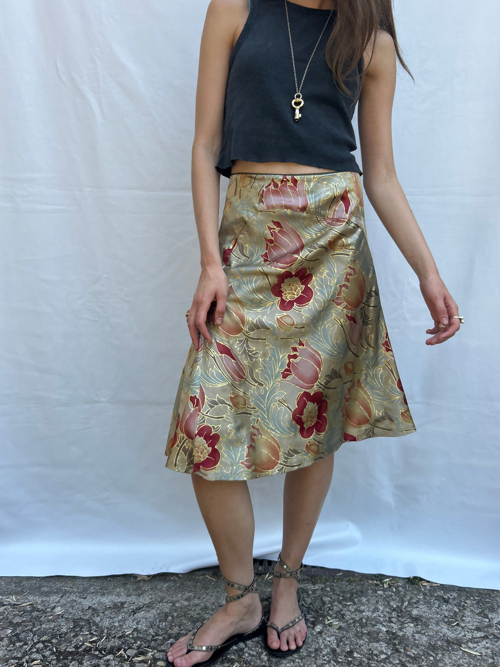 The asian skirt
